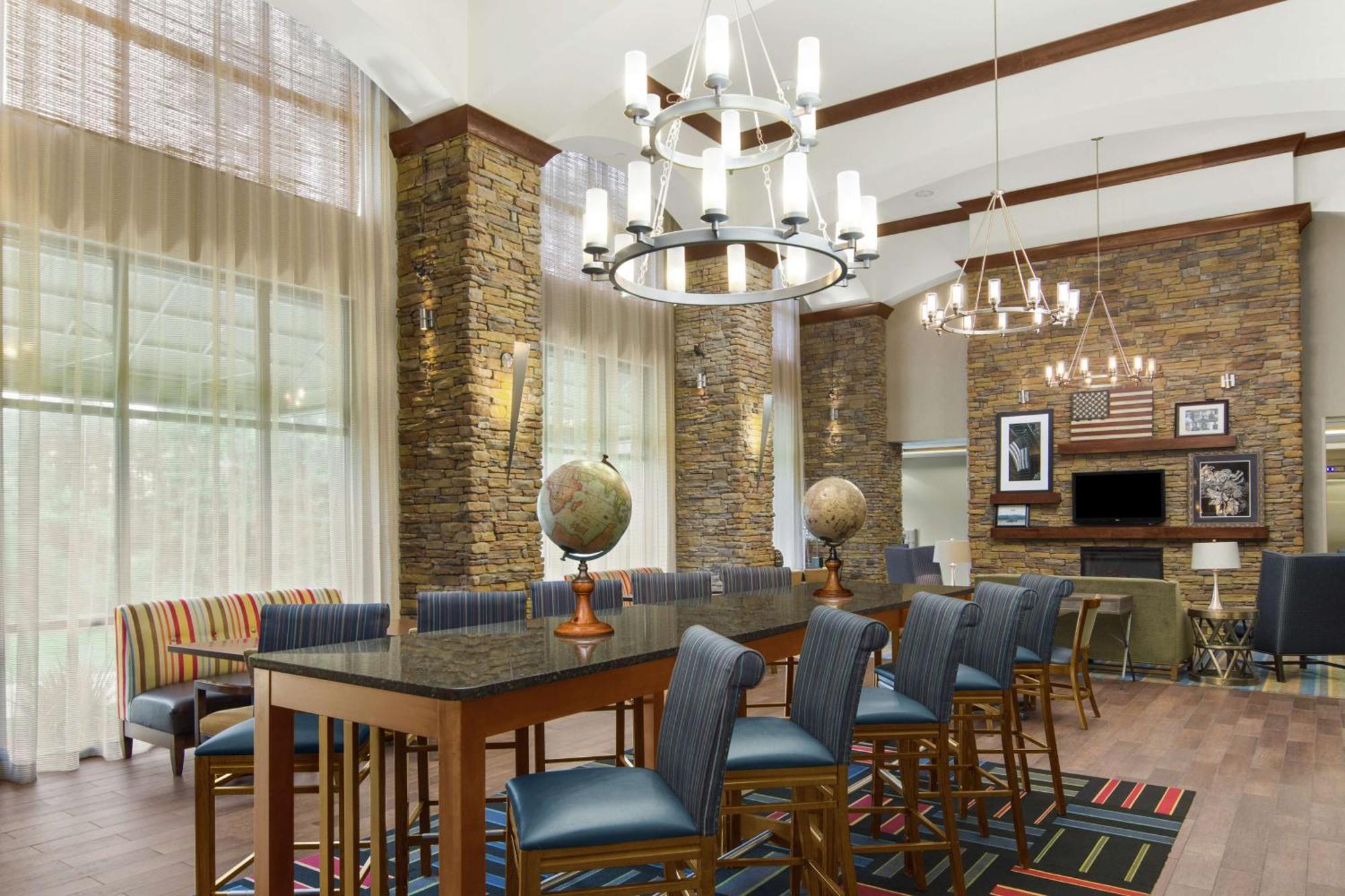 Hampton Inn Columbus/South-Fort Benning Экстерьер фото